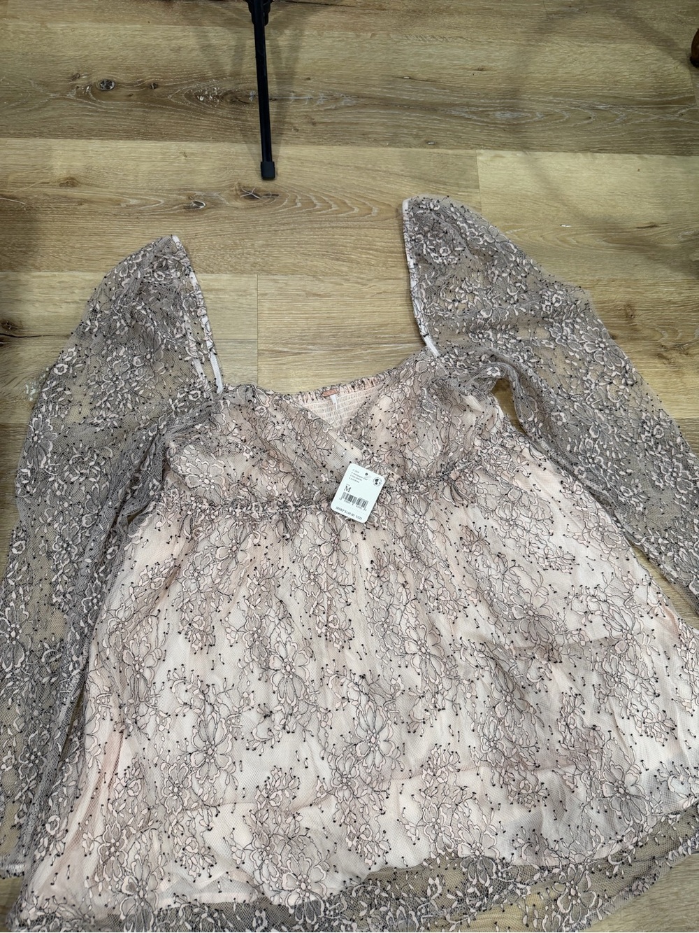 Heavenly Lace de Free People en tono Champagne Toast